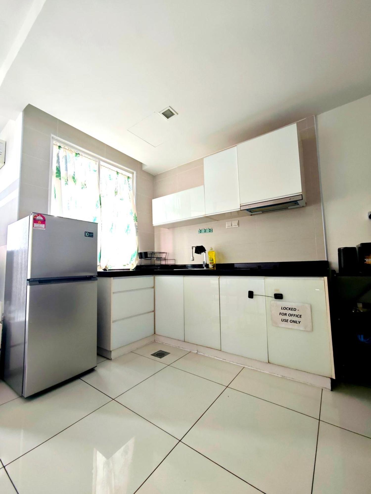 Exclusive At Residence, Apartment
